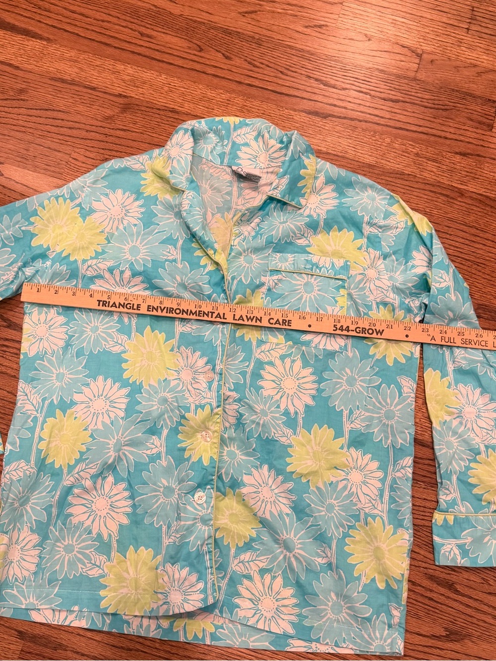 Lilly Pulitzer Pajamas Set - Picture 7 of 9